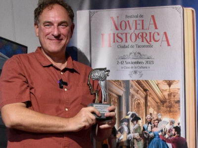 Simon Scarrow recoge el premio Ciudad de Tacoronte de Novela Histórica este  sábado en la Casa de la Cultura