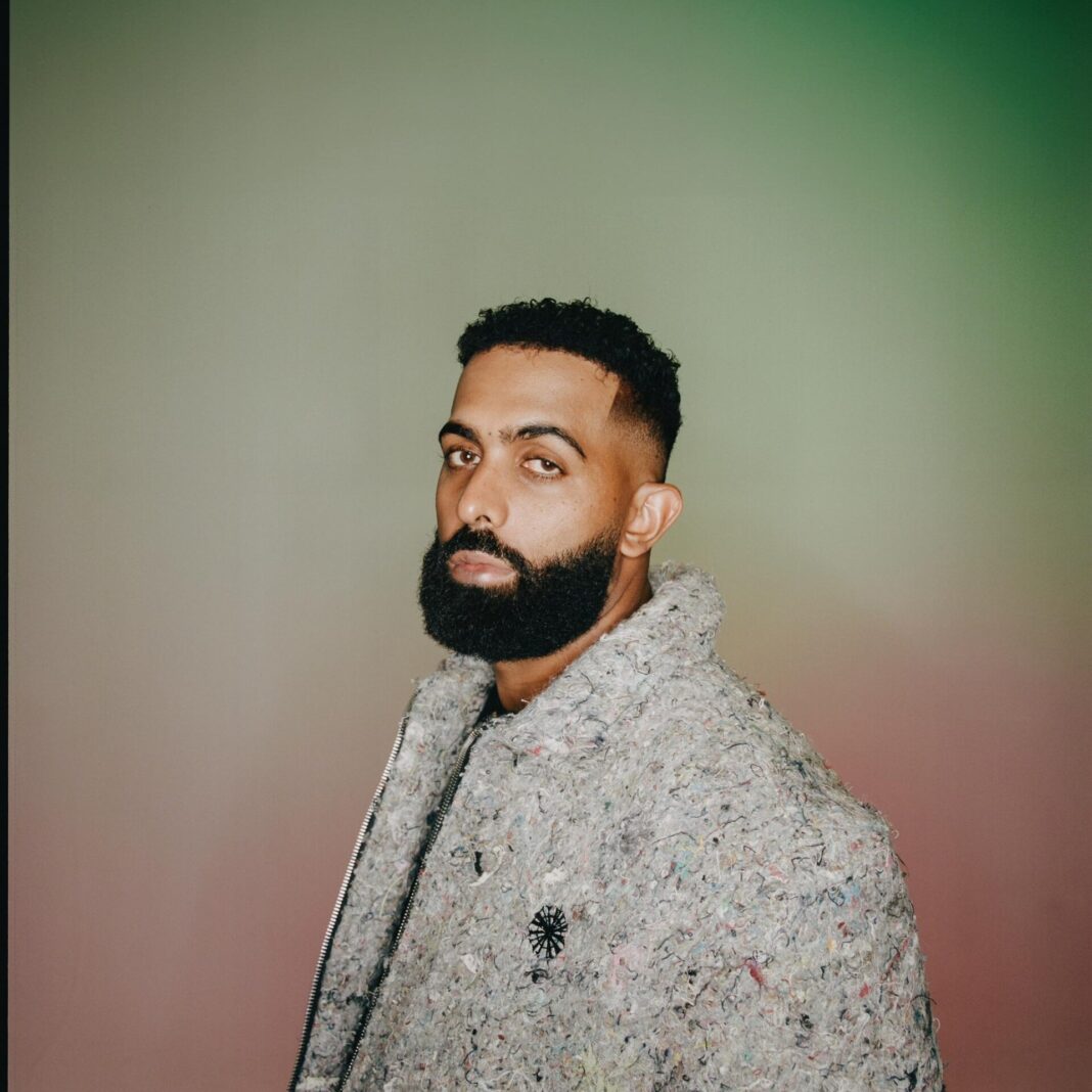 Eladio Carrión incluye a Canarias en el tour nacional de ‘Sol María’