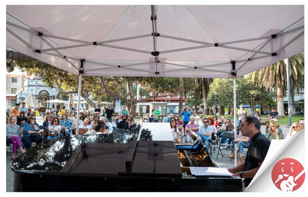Las Palmas de Gran Canaria celebra la fiesta del piano pospuesta por la lluvia