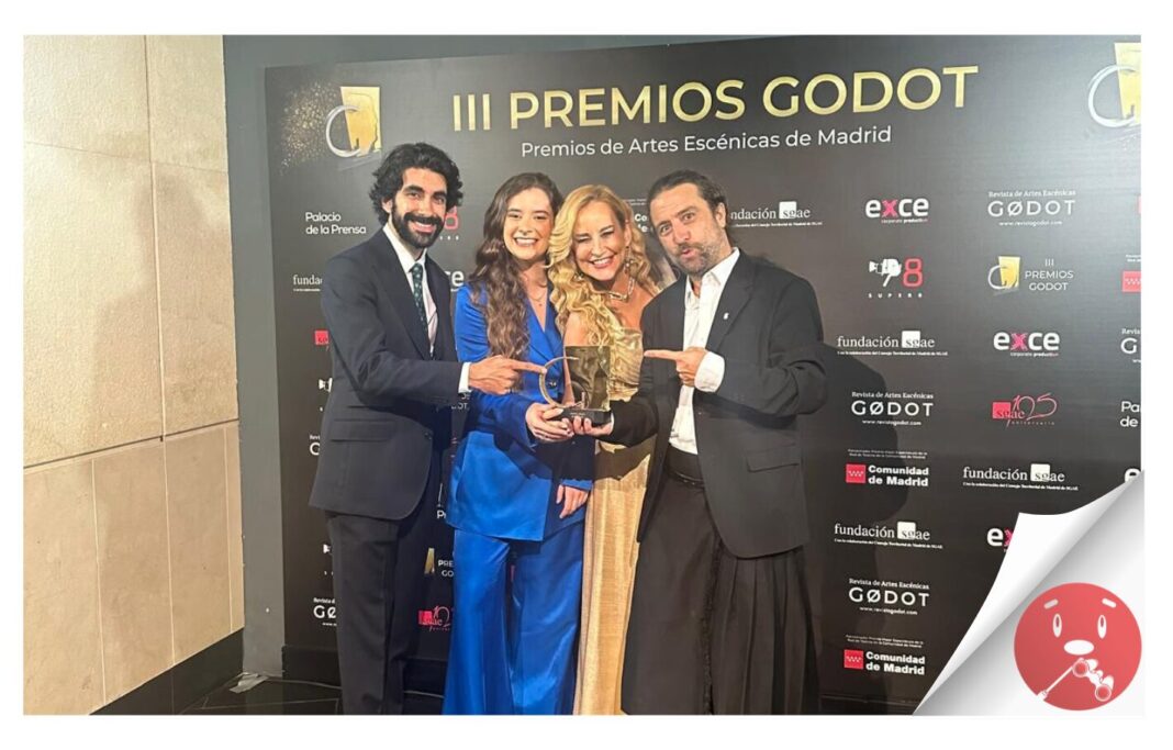 La Farsa del Siglo de Oro, de la compañía canaria Timaginas Teatro, recogió el Premio Godot del público en el Palacio de la Prensa de Madrid
