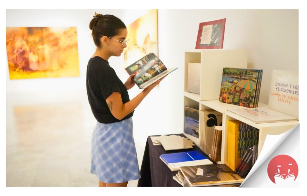 La Regenta acerca a la ciudadanía libros de arte que marcaron una época en Canarias