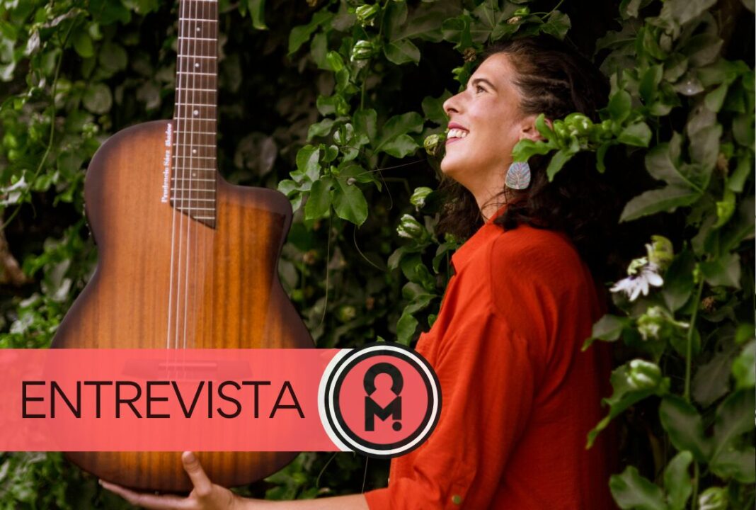 Elena Saavedra: «En mis canciones trato de recordarme esas herramientas de las que dispongo y ponerlas a disposición de quién le pueda ayudar.»