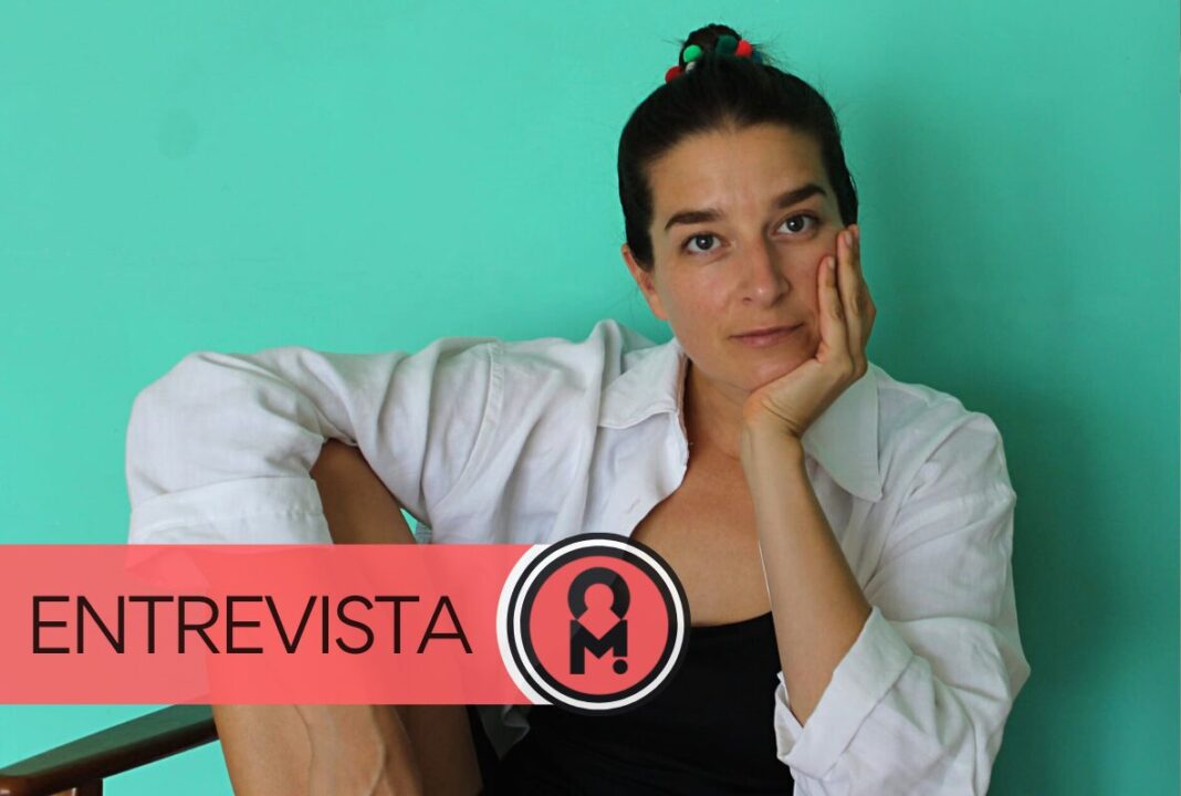 Bea Lema, dibujante: “Recibir el Premio Nacional del Cómic es como si te pusieran un foco muy potente encima”. Por Noé Ramón