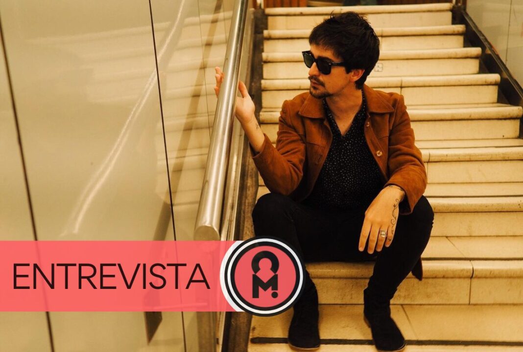 Simón Salinas vuelve “más humano y natural” que nunca