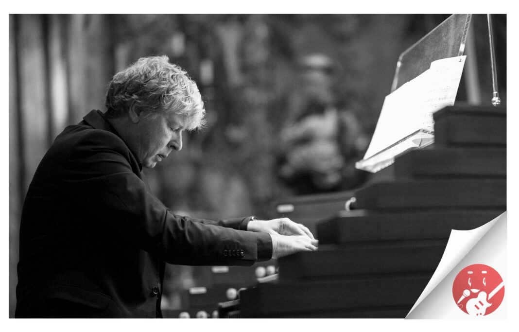 El organista alemán Arno Hartman realiza este domingo un recorrido por la obra de Bach