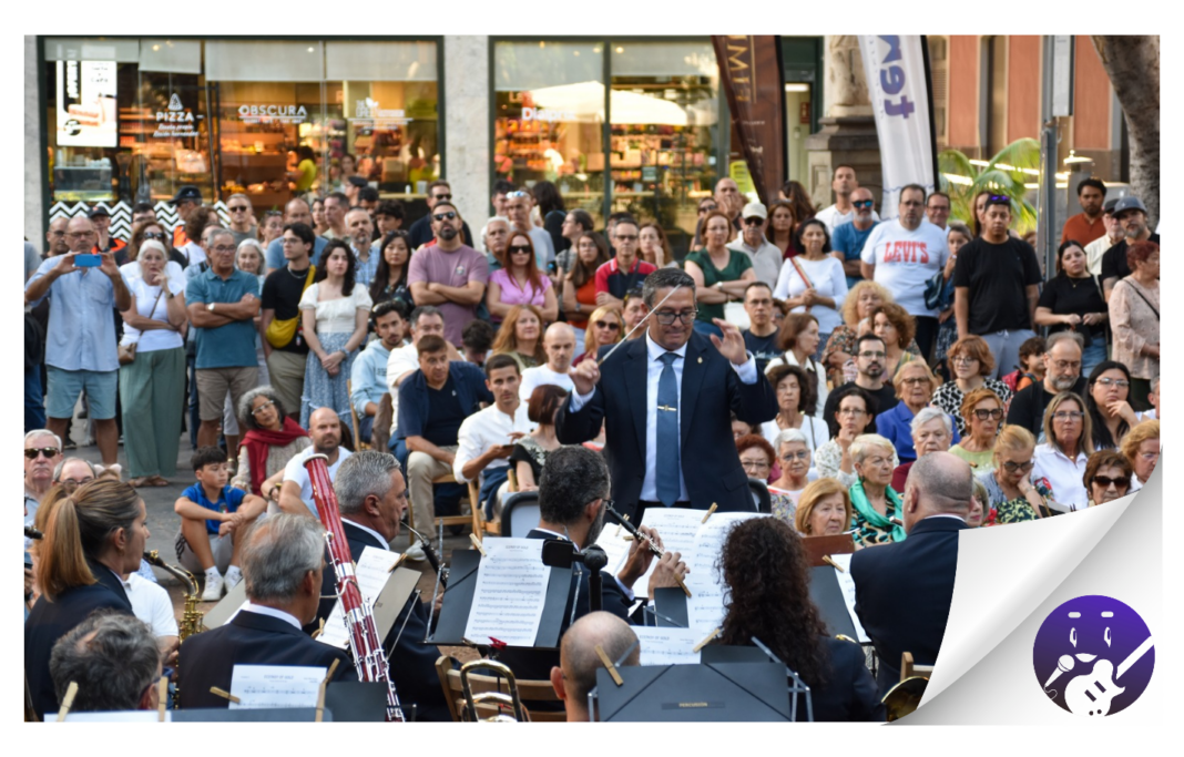 La Banda Municipal de Santa Cruz de Tenerife conquista al público con un homenaje a la música del cine italiano