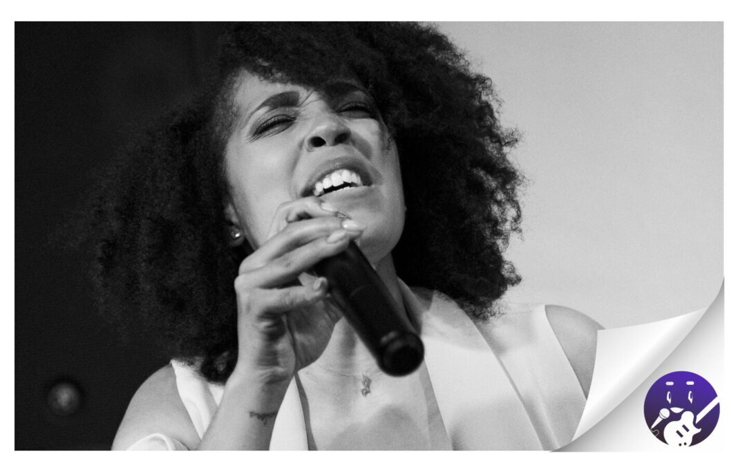 Kim Simmons presenta el documental sobre su vida ‘Free, salir es posible’ en el 90’s Pub de Tacoronte el 15 de agosto