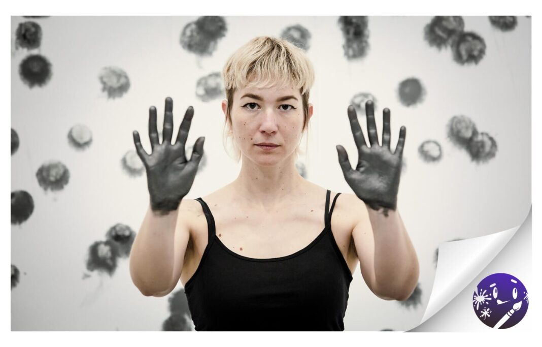 M. Lohrum activa un dibujo colectivo en la Carta de Ajuste del Círculo de Bellas Artes de Tenerife (CBA).