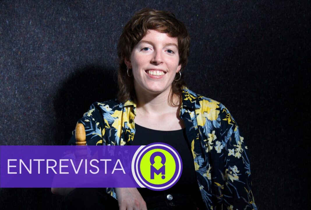 Xulia Vicente: “Por mucho que prefiera la ficción, las vivencias personales aparecen y modelan las historias que dibujo”. Por Noé Ramón