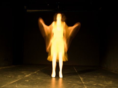 ‘A propósito do Vermelho’ y ‘Placeres extraños’ llegan al Paraninfo ULL de la mano de Acerina Amador