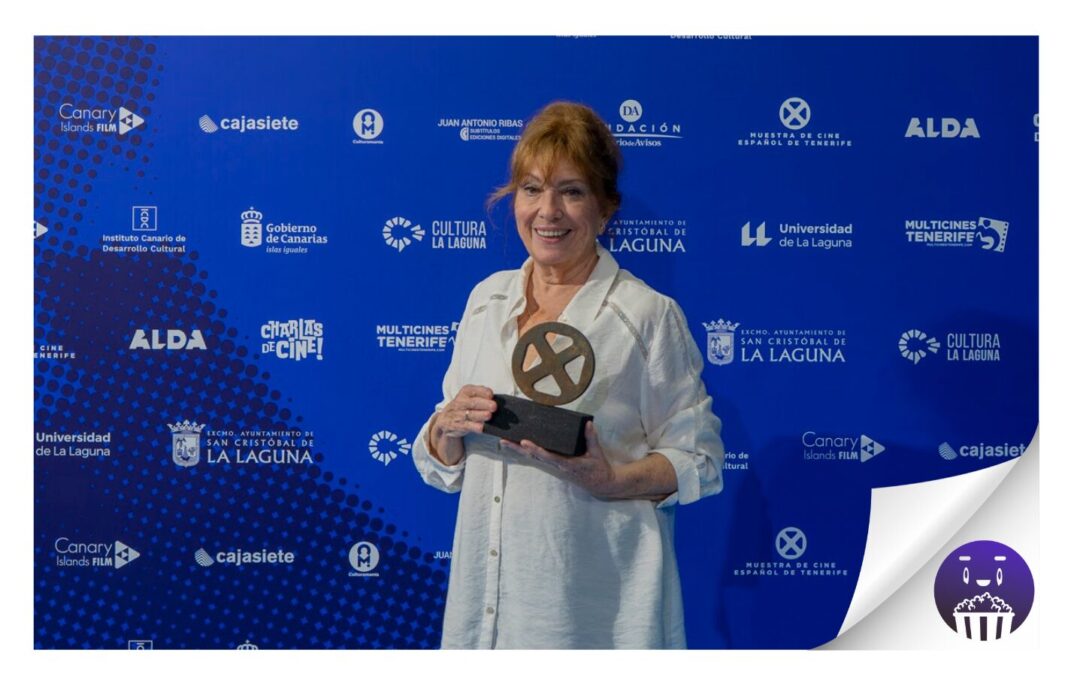 Mercedes Sampietro dedica su galardón honorífico a Héctor Alterio en la V Muestra de Cine Español de Tenerife